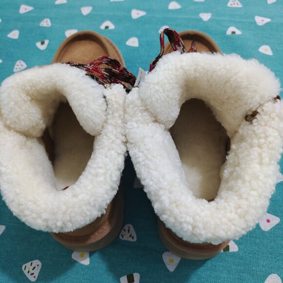 Ugg Women Funkarra Cabin Cuff Chestnut Ankle Platform Shoes - Picture 2 of 7